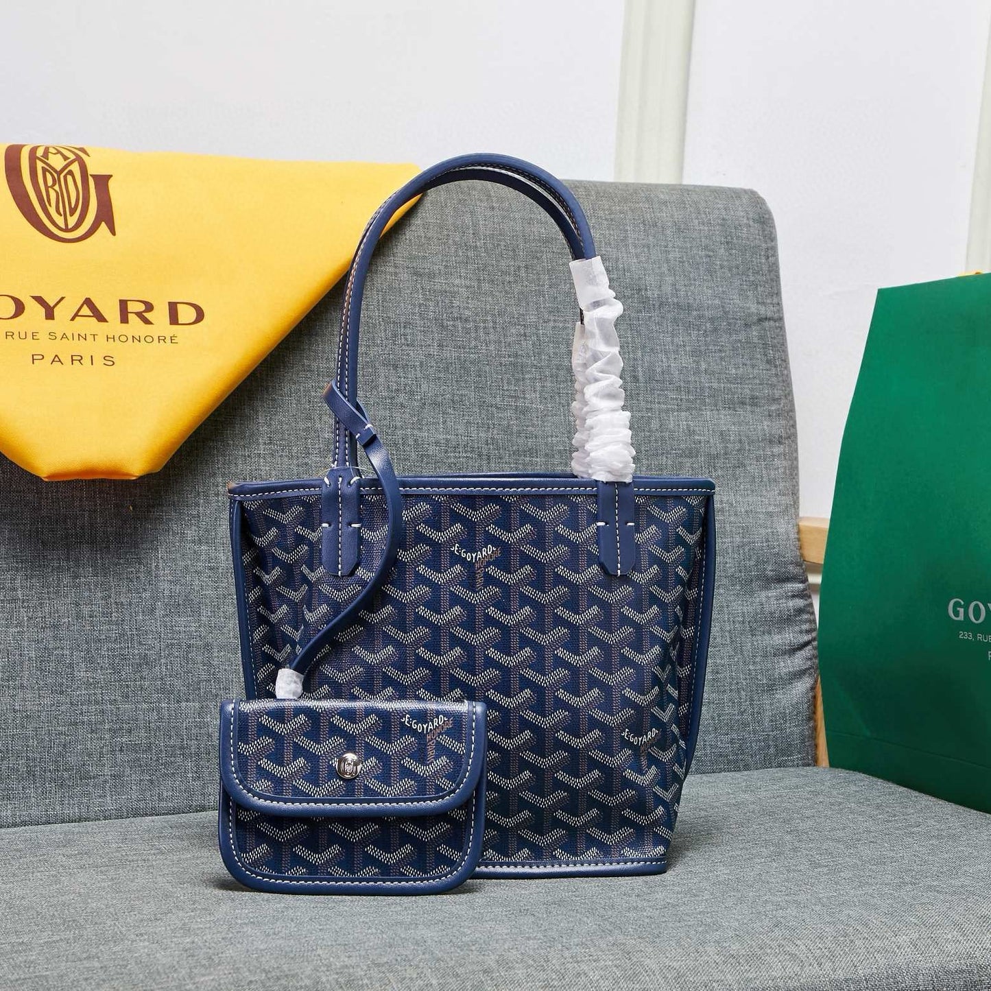 𝐆 Coated Canvas Mini Tote Bag With Pouch