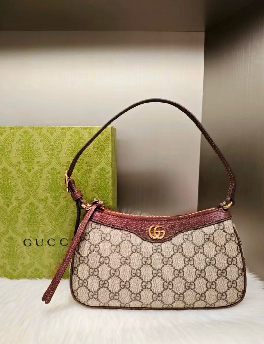 Guci Ophidia Small Shoulder Bag
