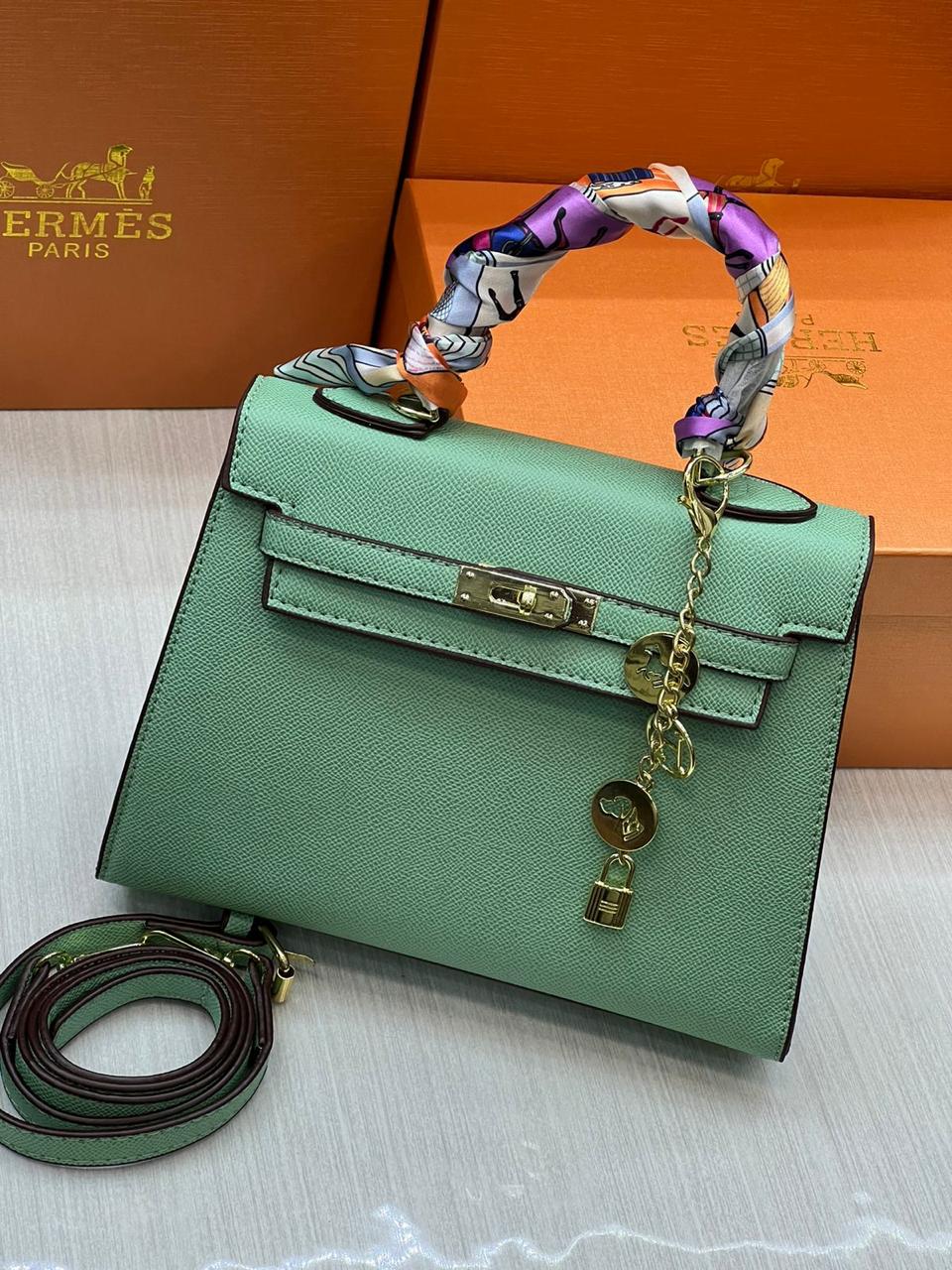 π Sellier Gold Hardware Bag in Epsom Leather 25cm