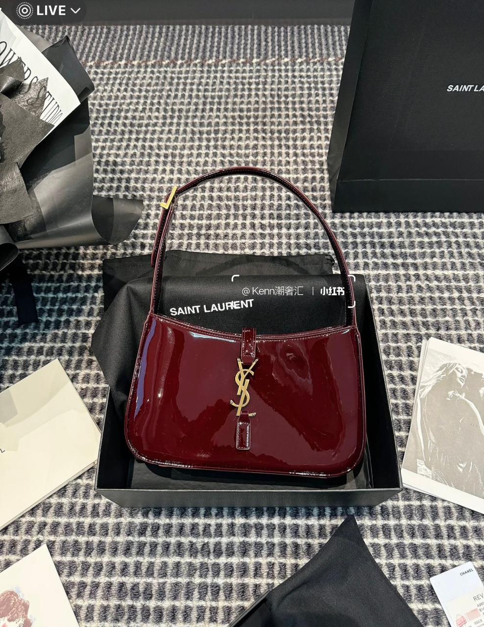 Le5a7 YSL Kelly Shiny Leather Bag