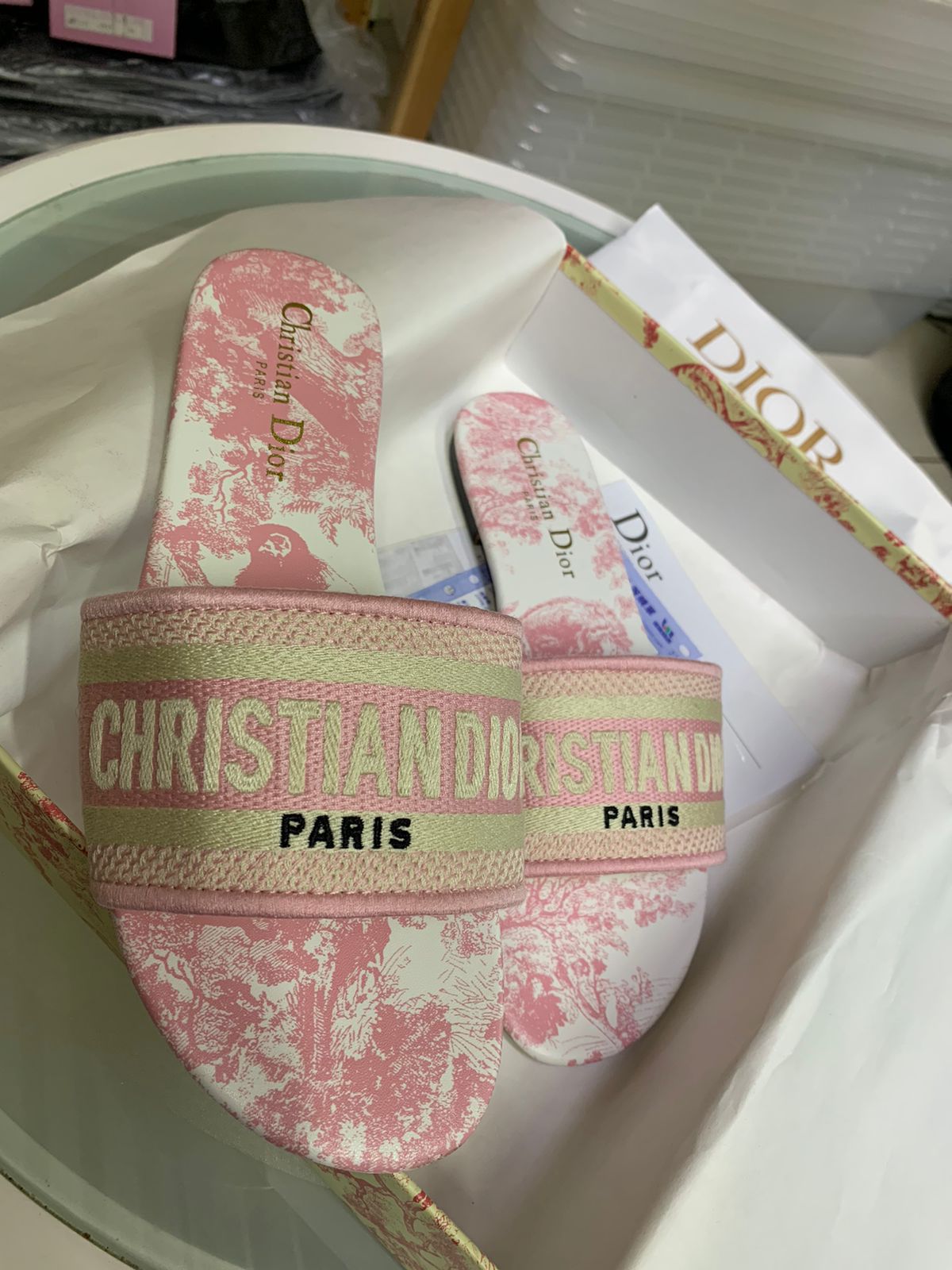 π.π Dway Embroidered Logo Flat Slippers