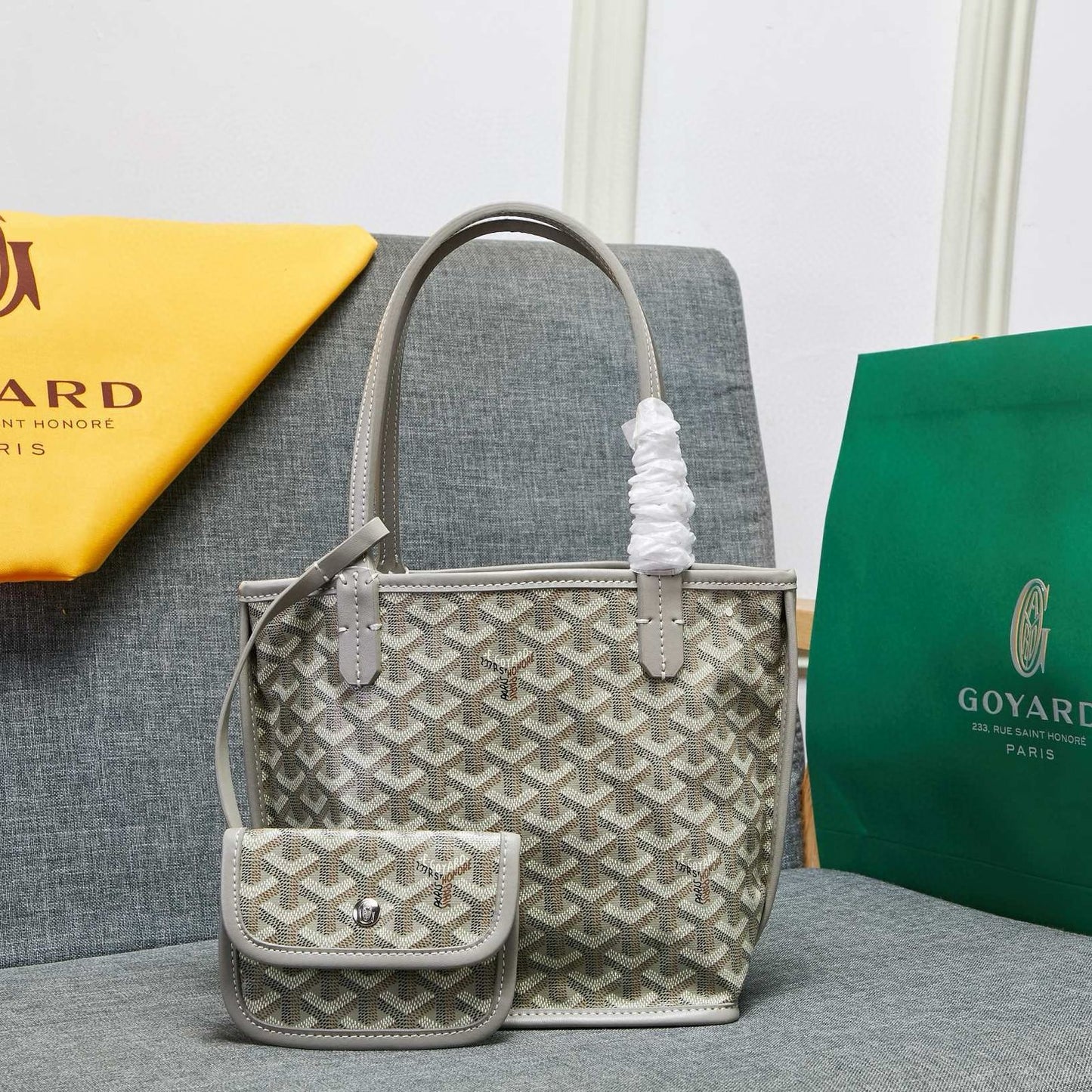 𝐆 Coated Canvas Mini Tote Bag With Pouch